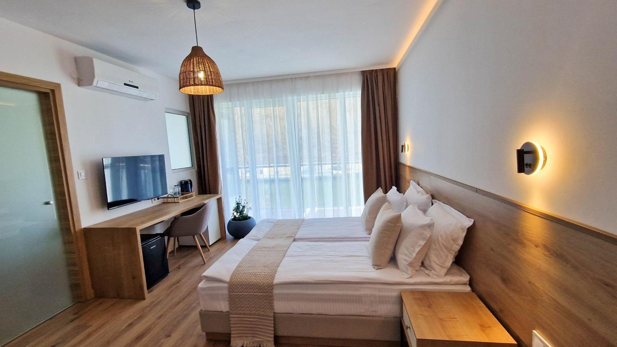 Waterside Spa Hotel Ognianowo Zewnętrze zdjęcie